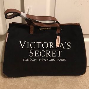 NWT- Victoria’s Secret bag